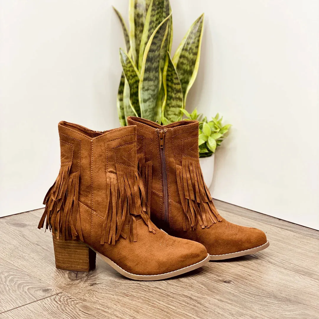 Online Exclusive | Sandra Fringe Booties in Tan