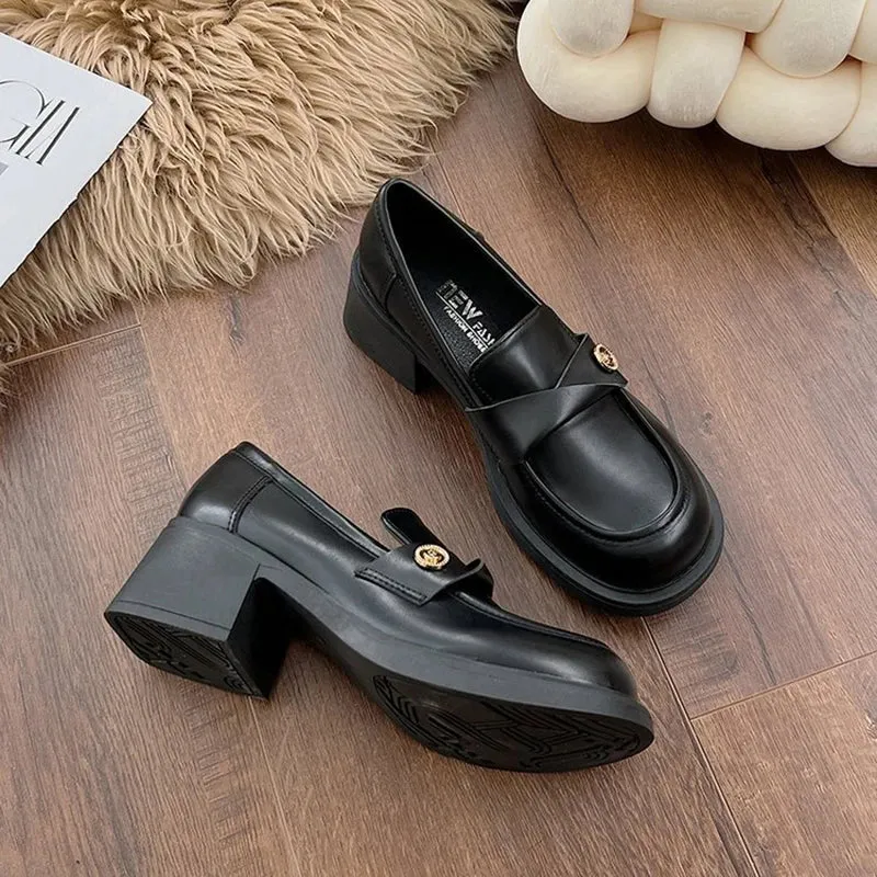 Sohiwoo Fashion British Style Girls Lolita JK Shoes Female Students PU Leather Mid Heels Badge Buckle School Loafers Shallow Shoes