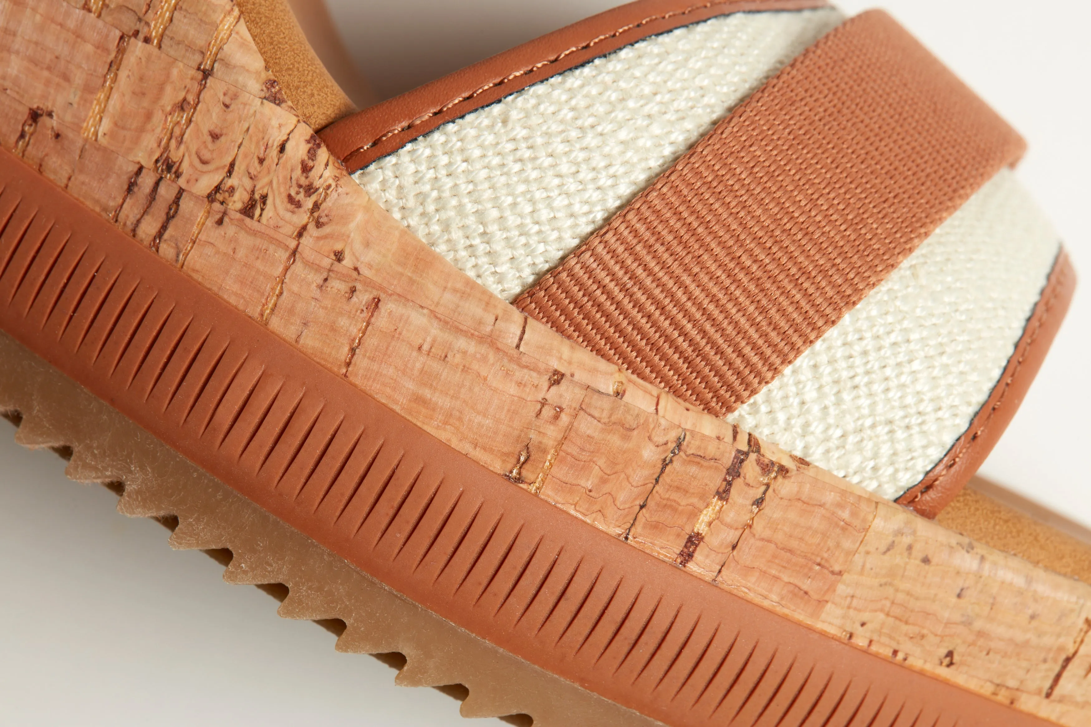 Women's Kennedy PLUSHWAVE™ Wedge Tan